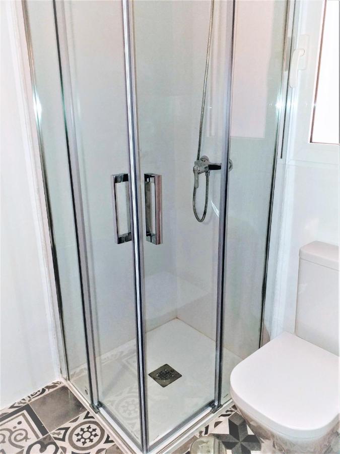 Large Apartment With Large And Sunny Terrace - Garden & Outdoor Gym , Alicante Center Exterior photo