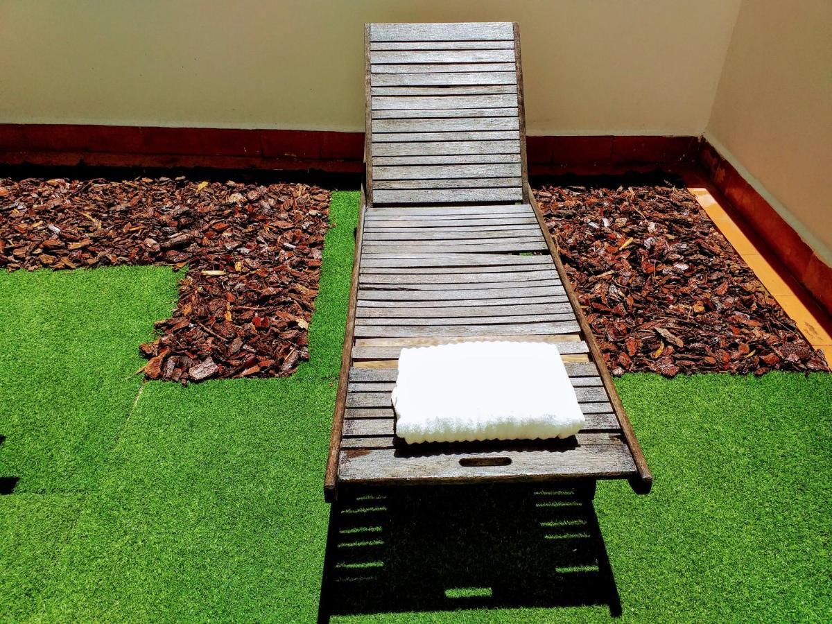 Large Apartment With Large And Sunny Terrace - Garden & Outdoor Gym , Alicante Center Exterior photo